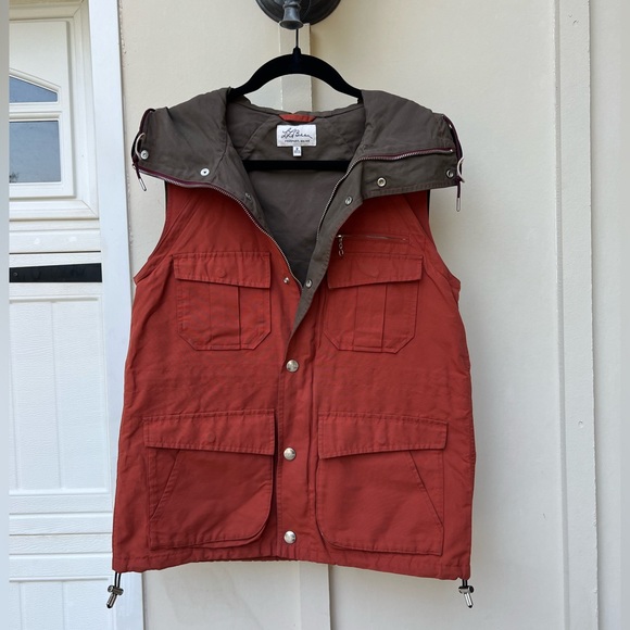 L.L. Bean Anorak Womens Sz 2 XS with zip off sleeves - converts to hooded vest - Picture 5 of 10